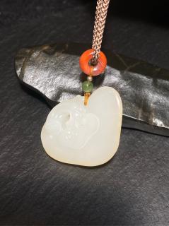 和田玉籽料如意吊坠 【精品籽料 如意吊坠】